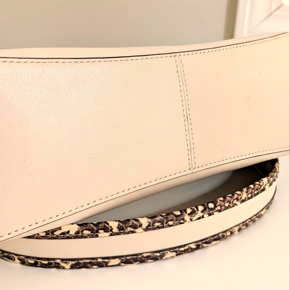 Coach handbag - Picture 3 of 8